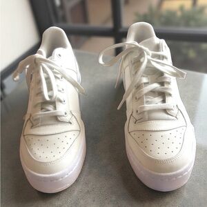 Adidas Sneakers Tennies Off-White Forum Bold Women’s size 8.5